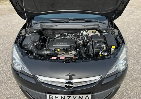 Opel Astra cena 26950 przebieg: 188000, rok produkcji 2012 z Konin małe 326
